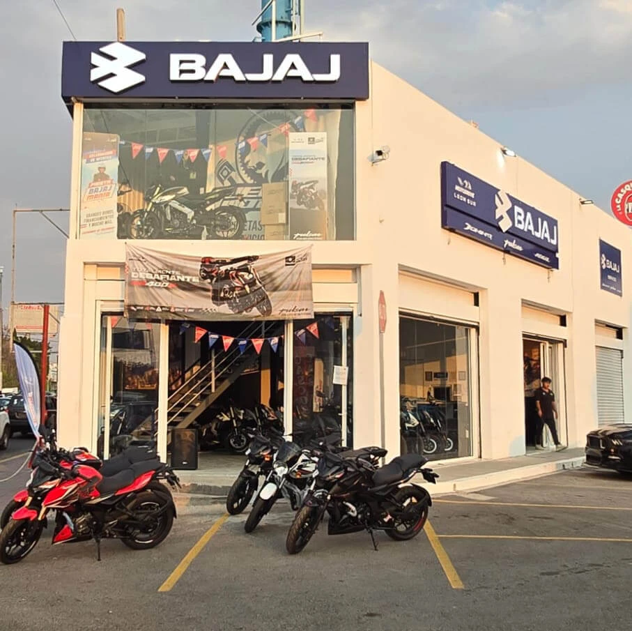 Bajaj Leon Sur